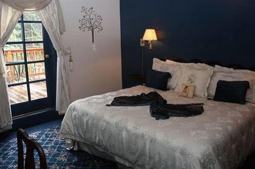 The Historic Brook Forest Inn Evergreen Esterno foto